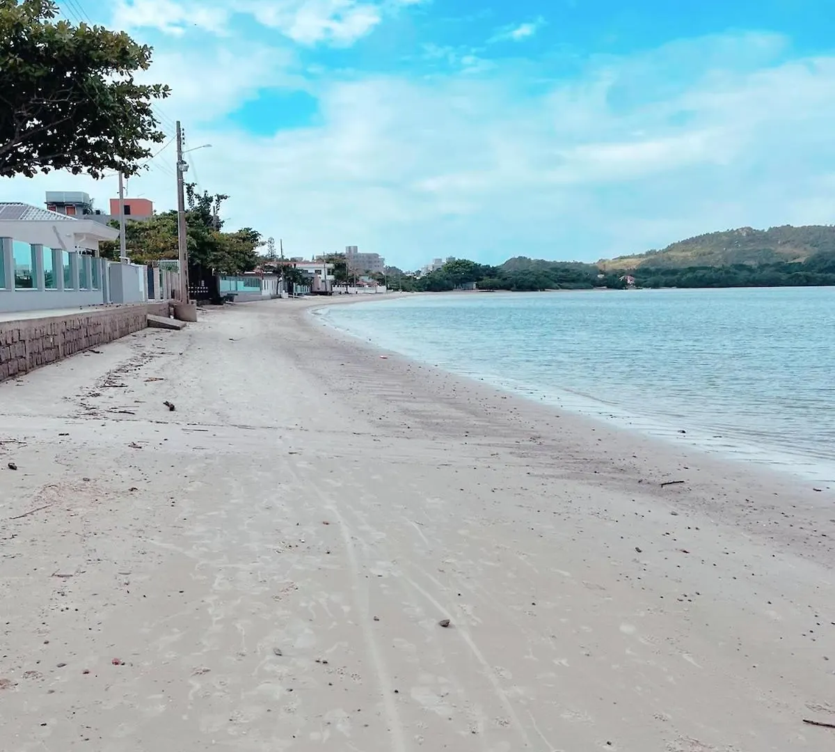 ゴヴェルナドール・セウソ・ラーモス Refugio Da Camboa - Casa Amarelaヴィラ 0*,  ブラジル
