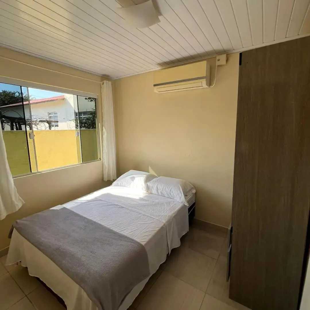 ゴヴェルナドール・セウソ・ラーモス Refugio Da Camboa - Casa Amarelaヴィラ 別荘